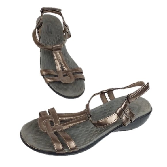 clarks sonar aster sandals